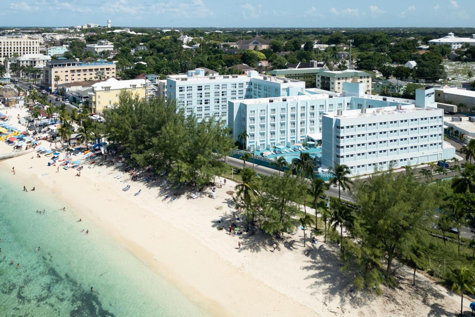 Courtyard By Marriott Nassau Downtown/Junkanoo Beach Exteriör bild